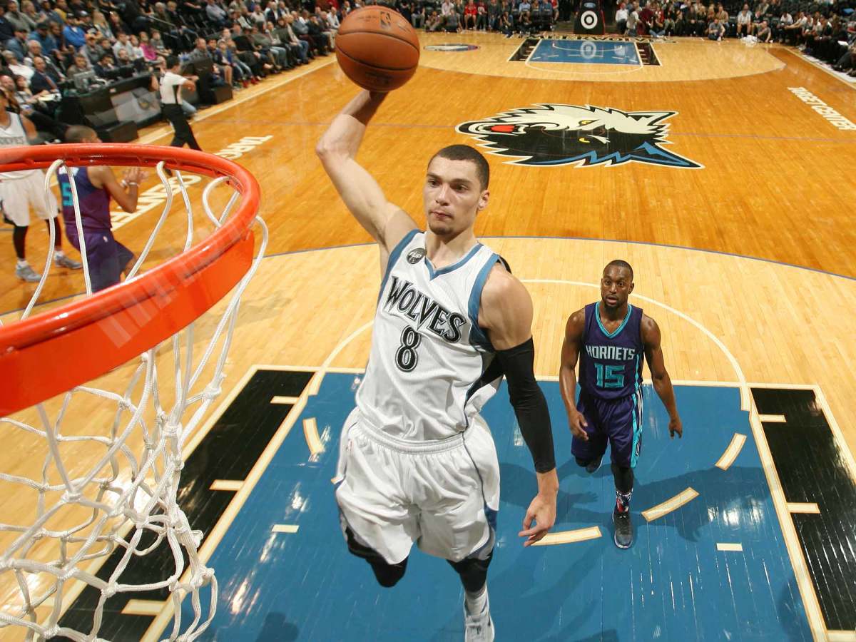 zach-lavine-dunk.jpg