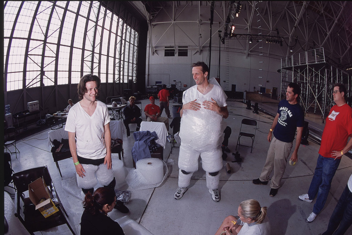 2002-tony-hawk-bam-margera-001260542.jpg