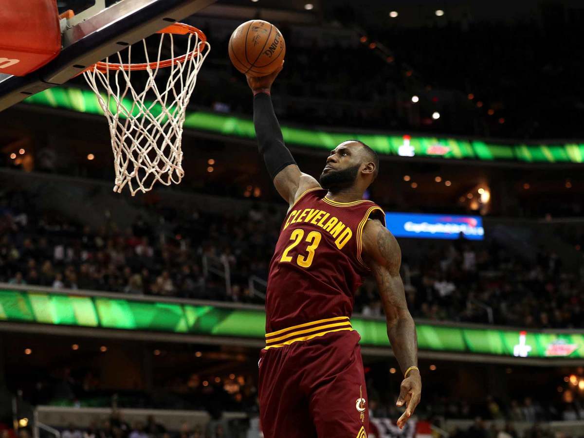 lebron-james-dunk.jpg