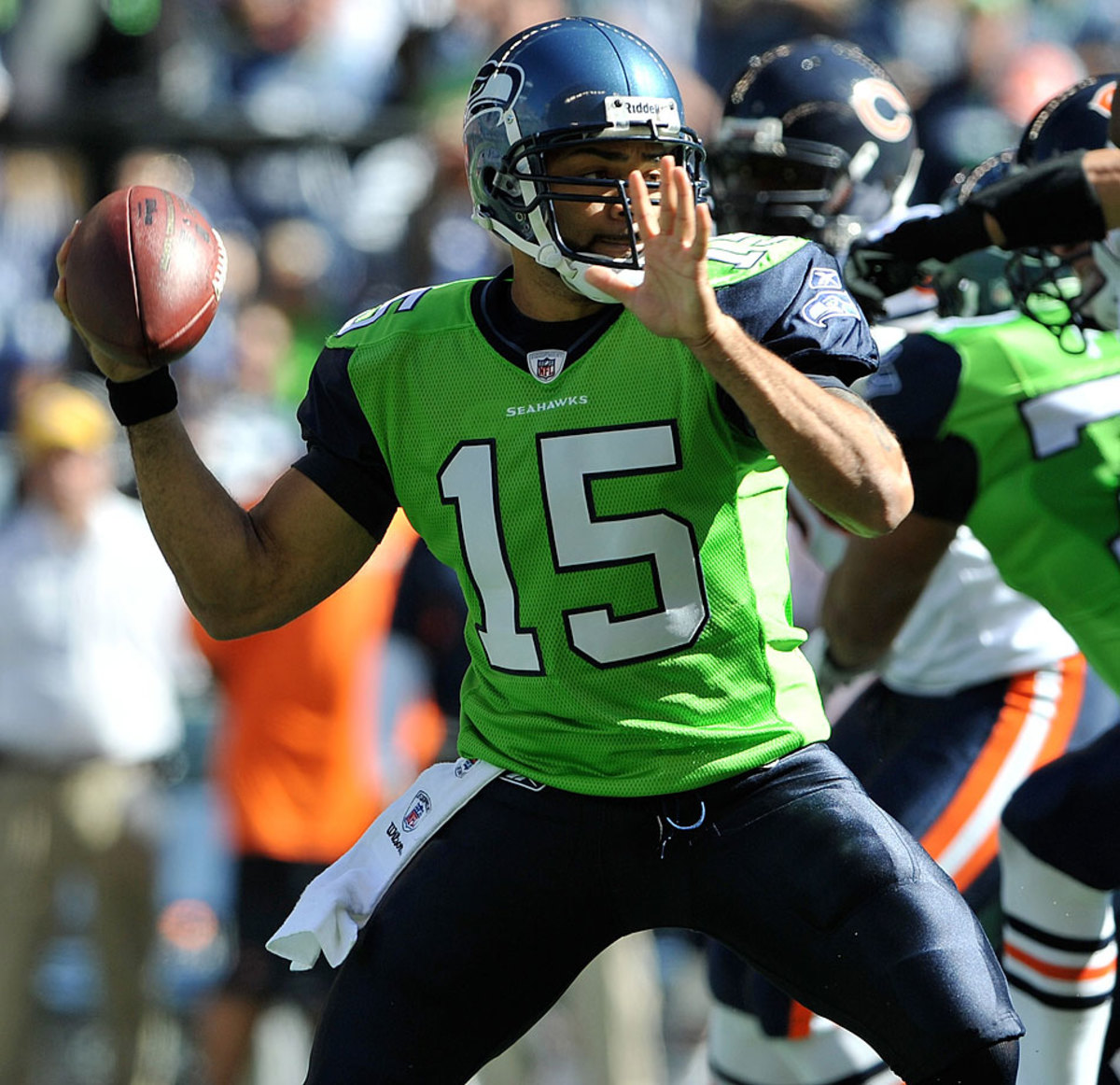 Seattle-Seahawks-uniform-2009-Seneca-Wallace.jpg