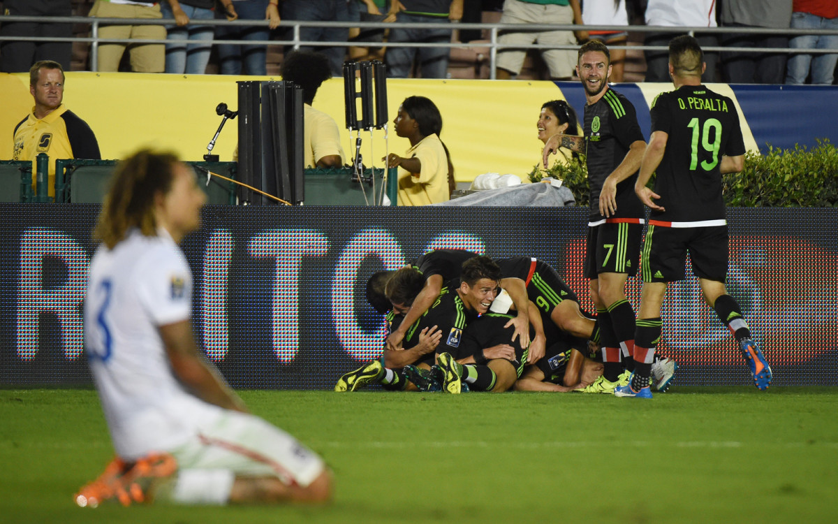 jermaine-jones-usa-mexico-gallery.jpg