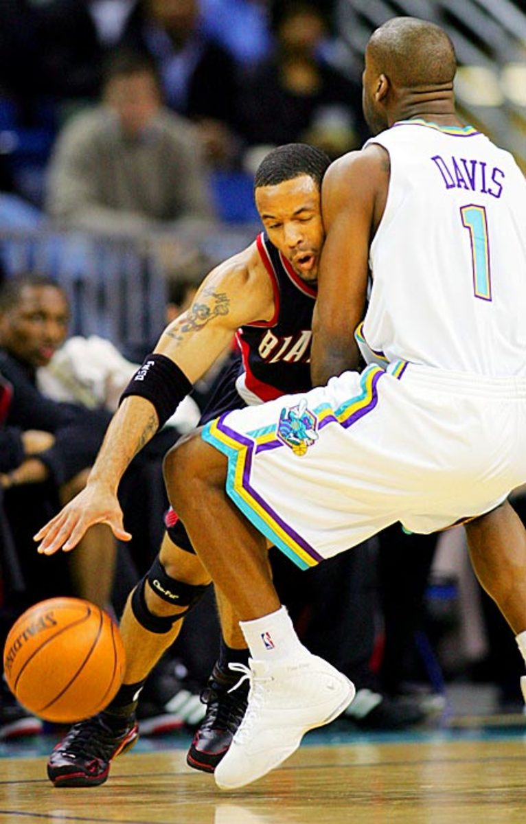 Damon-Stoudamire.jpg