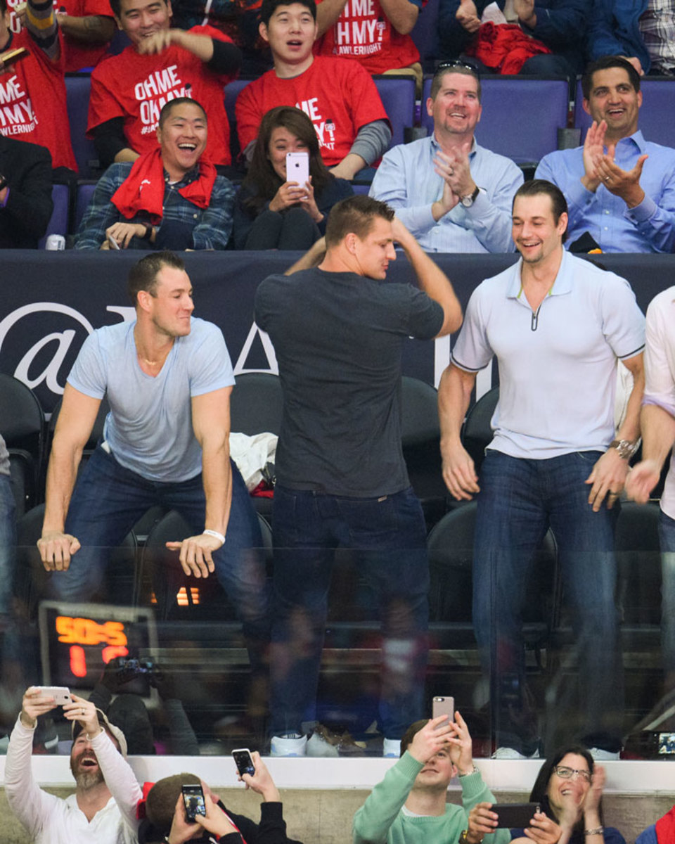 rob-gronkowski-clippers4.jpg