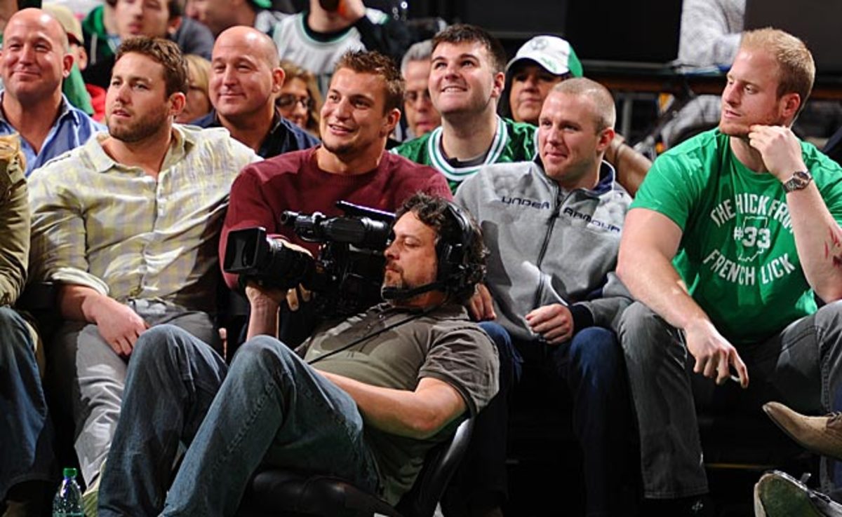 130506125342-rob-gronskowski-single-image-cut.jpg