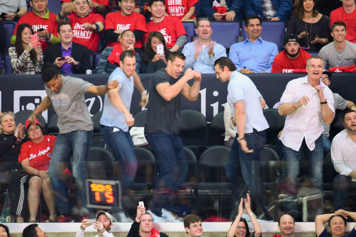 rob-gronkowski-clippers8.jpg