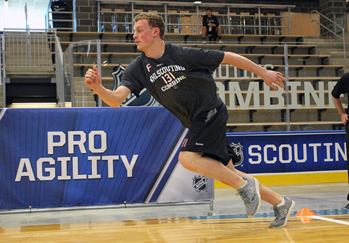 jack-eichel-nhl-draft-boston-university-630.jpg