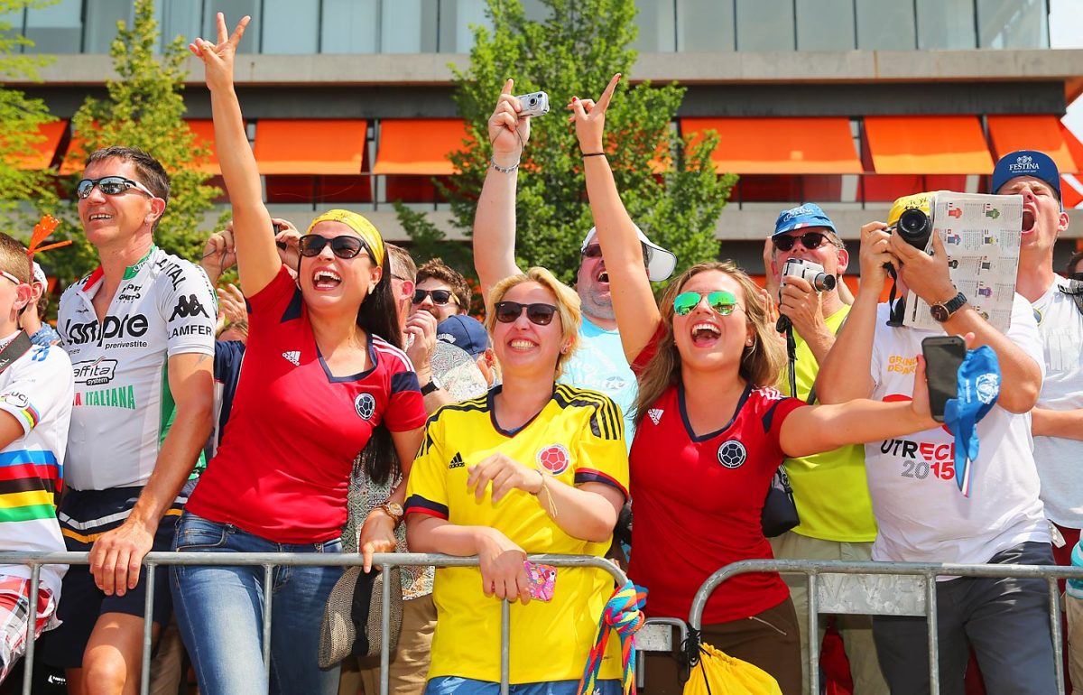 tour-de-france-fans-479534464_master.jpg