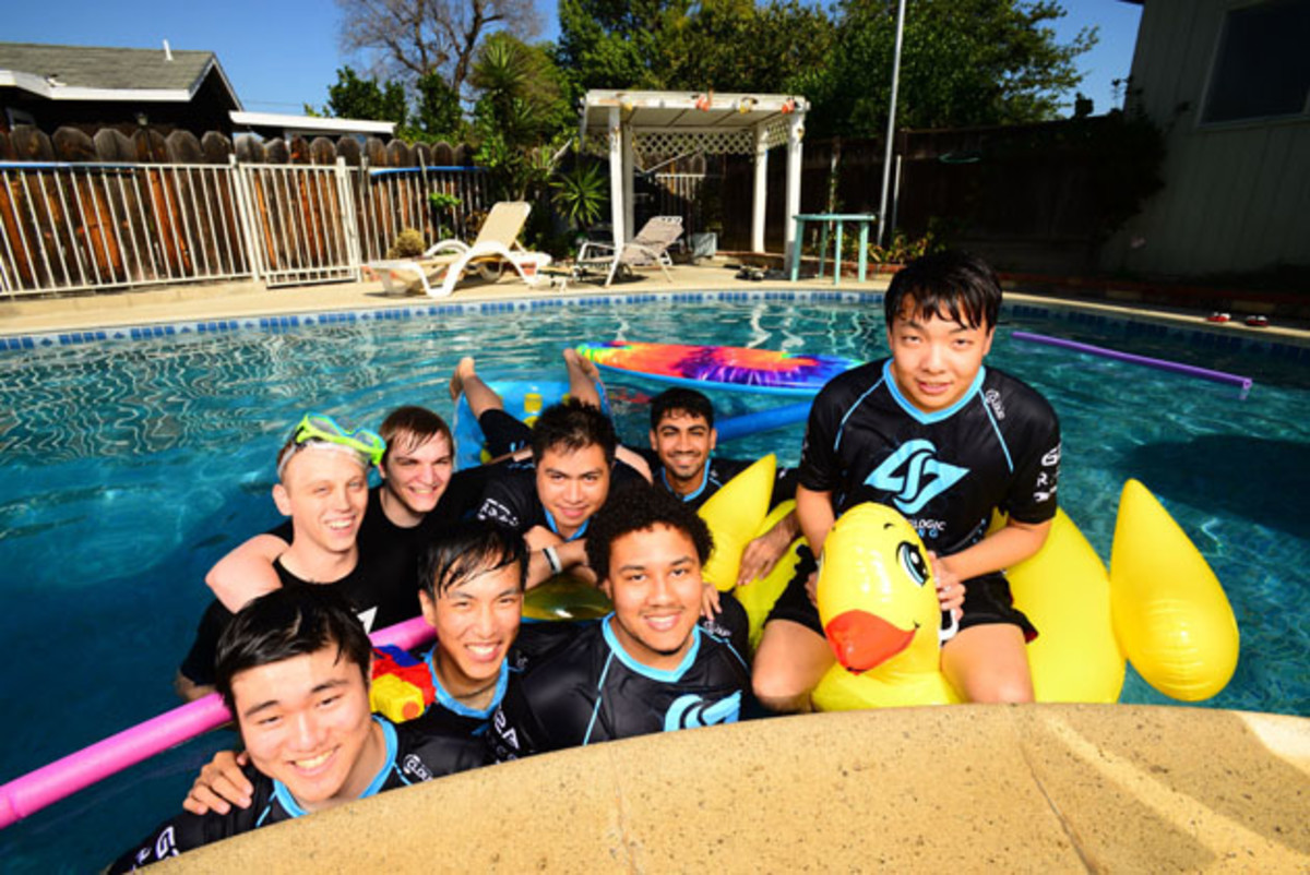 esports-pool-3.jpg