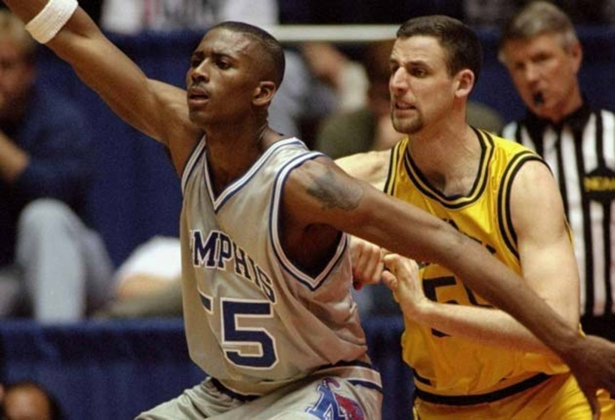 lorenzen-wright-memphis-otto-gruele.jpg