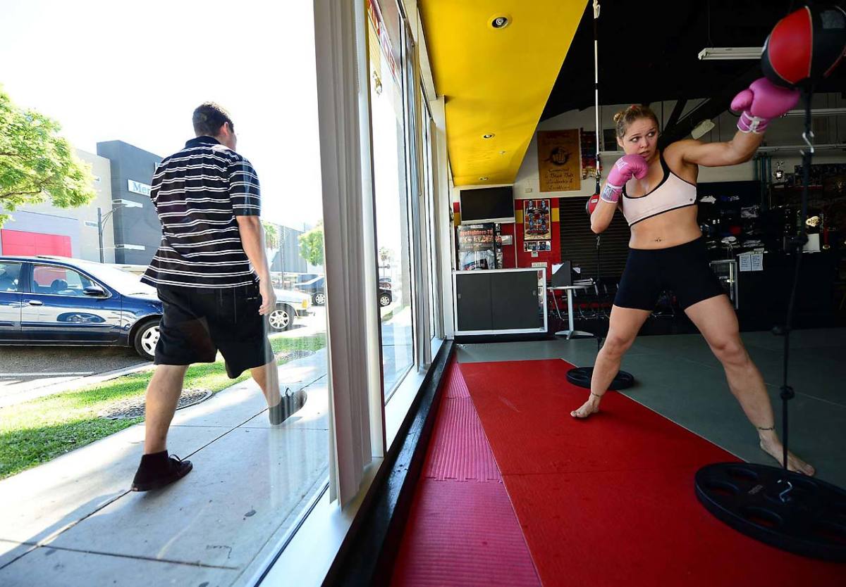 Ronda-Rousey-14.jpg