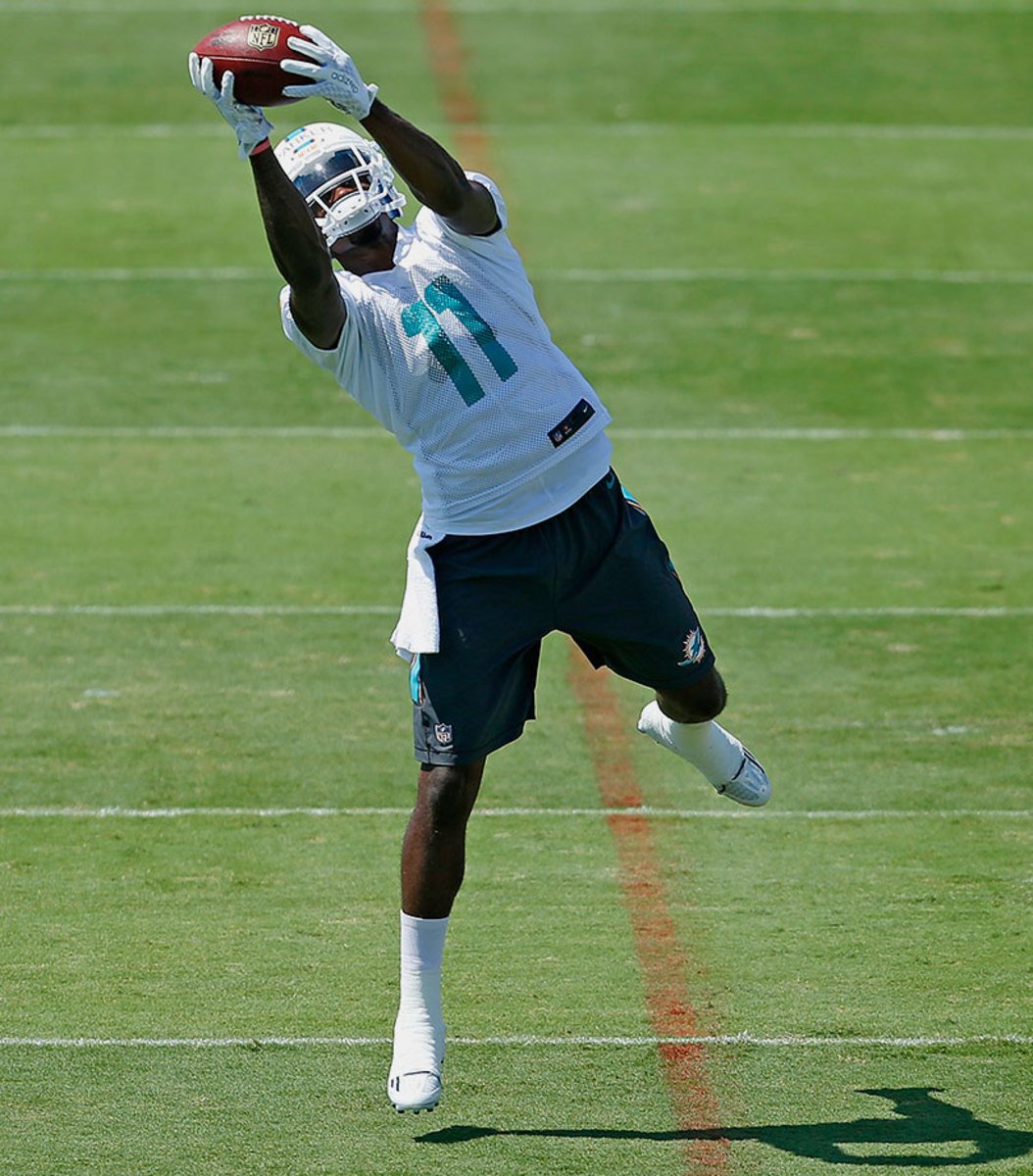 DeVante-Parker.jpg