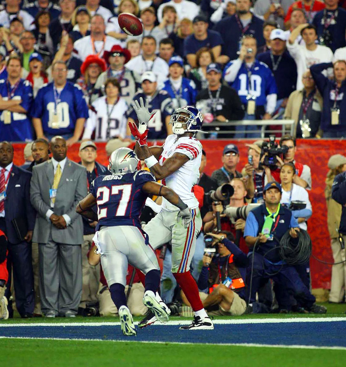 2008-0203-Super-Bowl-XLII-Plaxico-Burress-Ellis-Hobbs-op77-9106.jpg