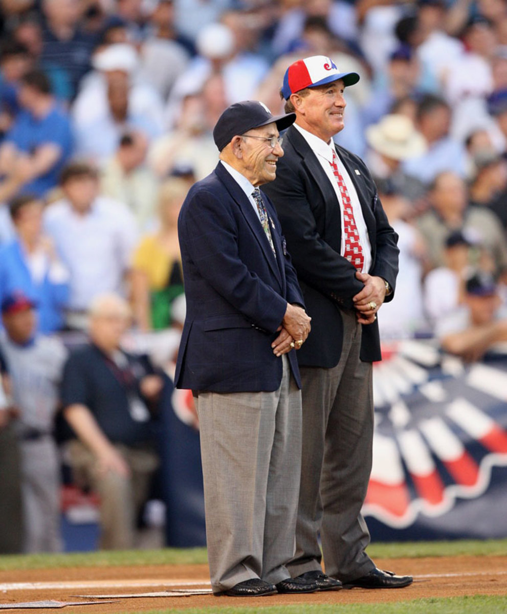 2008-yogi-berra-gary-carter-076354805.jpg