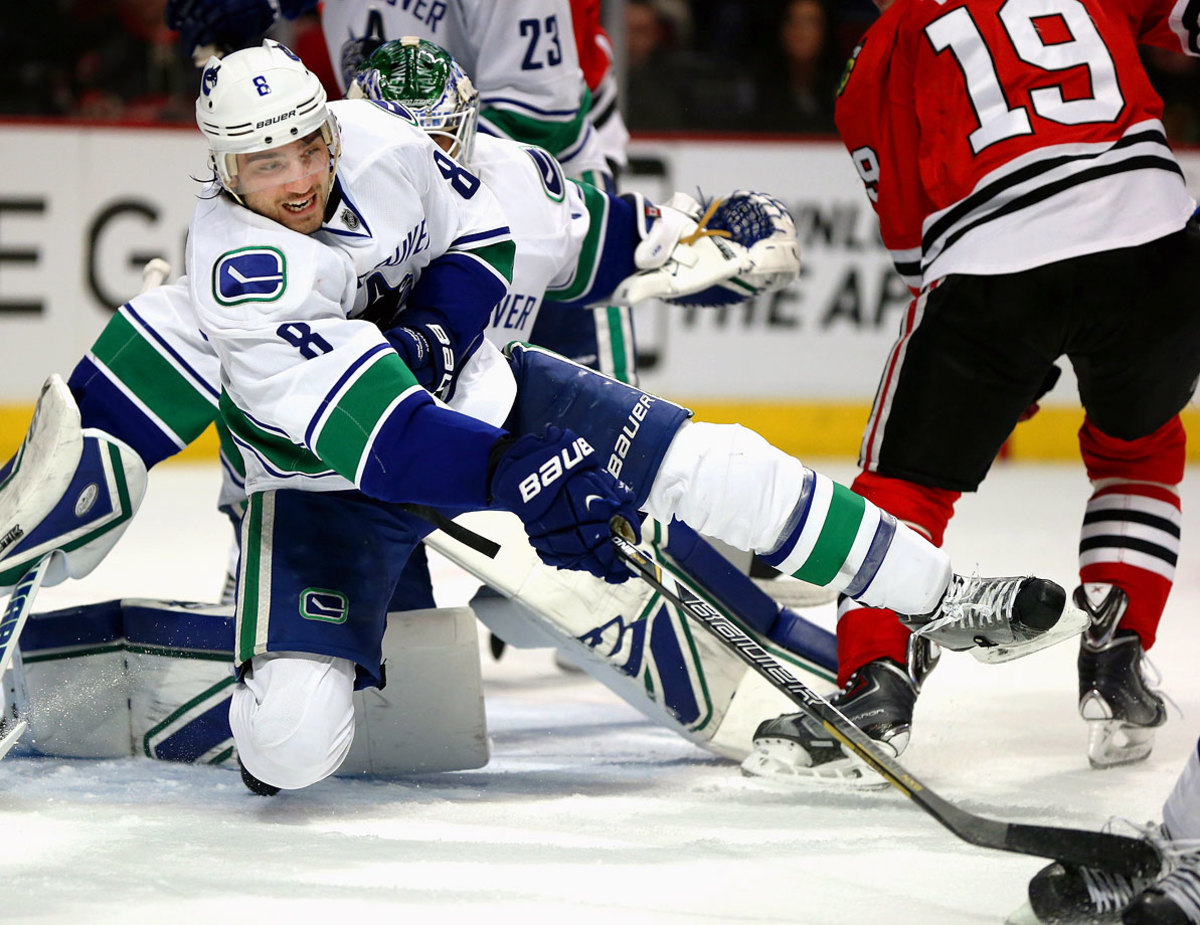 Chris-Tanev.jpg