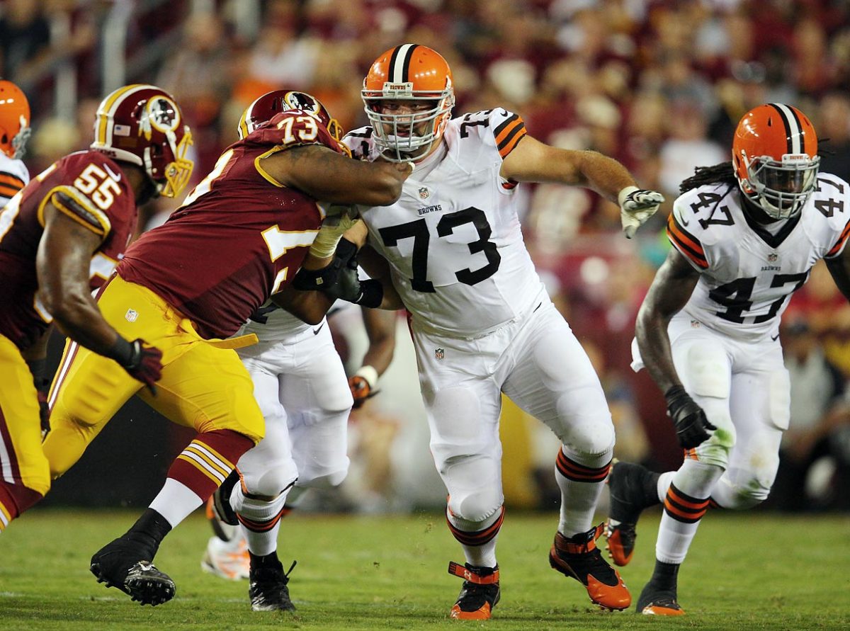 08-joe-thomas.jpg