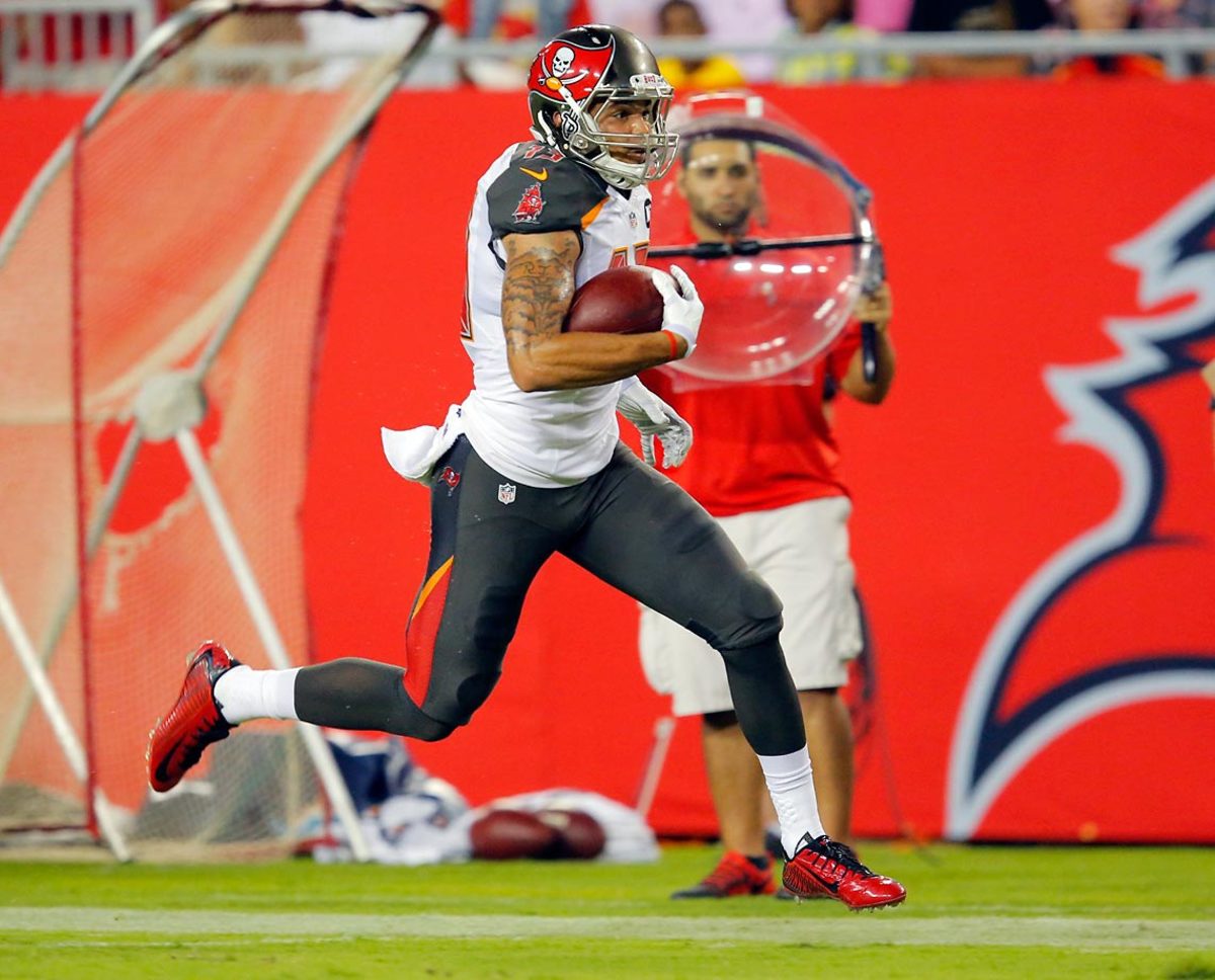 24-mike-evans.jpg