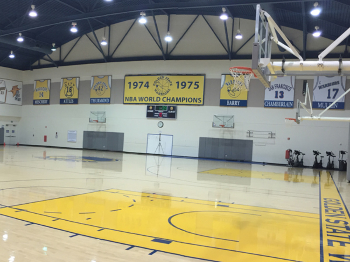 warriors-banner.jpg