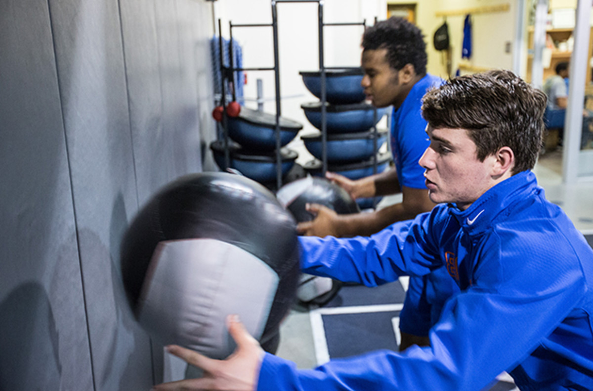 bishop-gorman-high-fitness-630-2.jpg