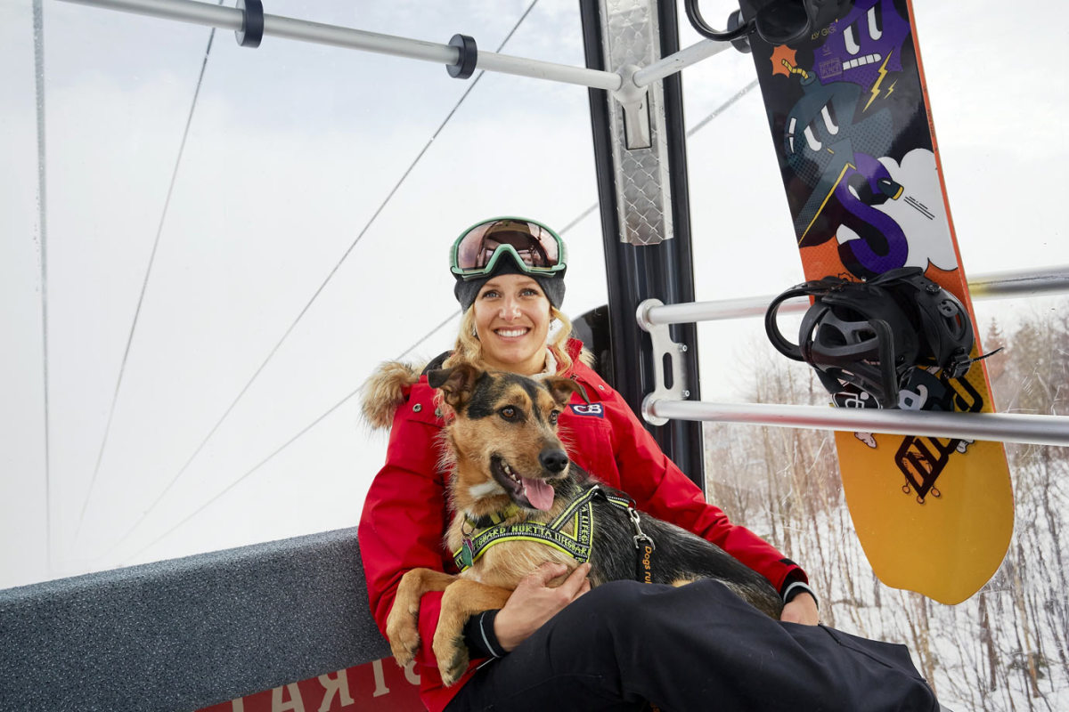 Lindsey-Jacobellis-dog-Sochi-X159487_TK1_012.jpg