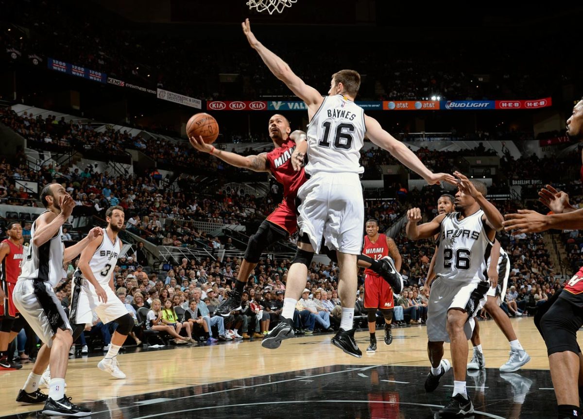 Shabazz-Napier-Aron-Baynes.jpg