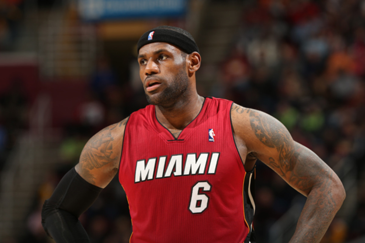 lebron-james-back-spasms.jpg