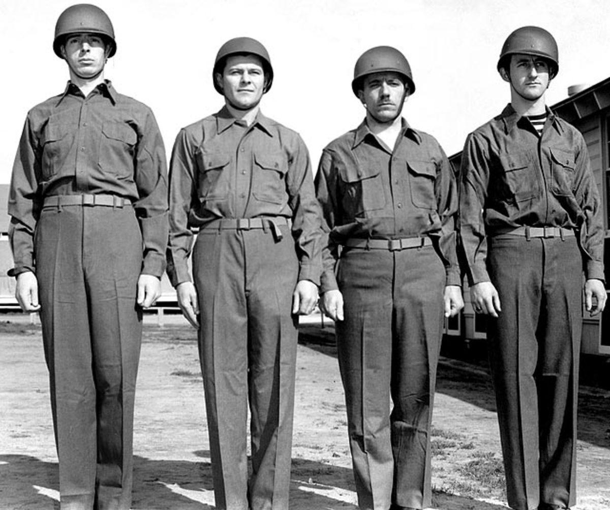 1943.joe-dimaggio.jpg