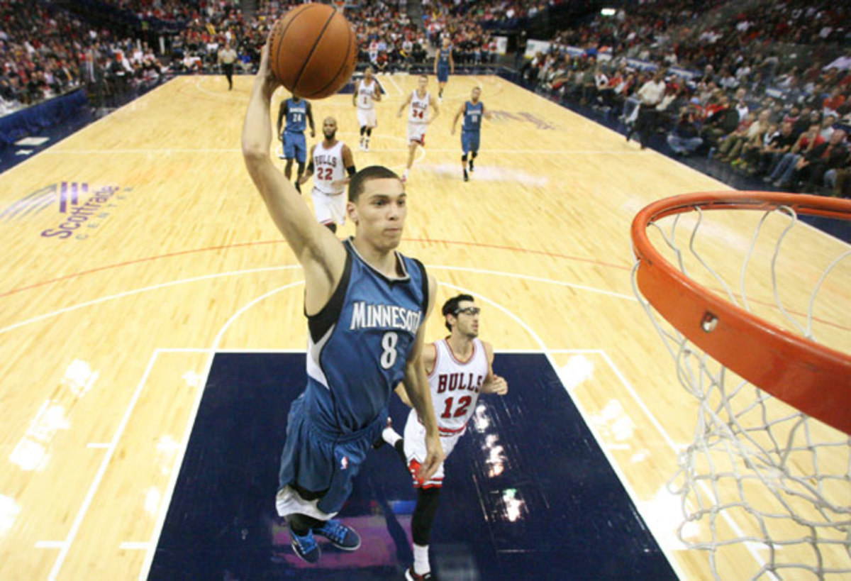 LaVine dunk