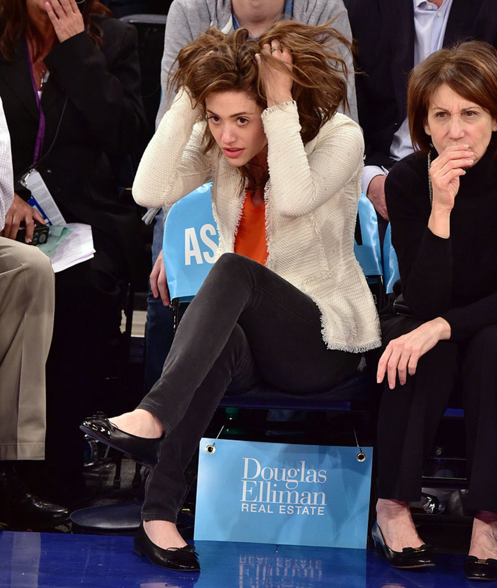 2015-0317-Emmy-Rossum_0.jpg