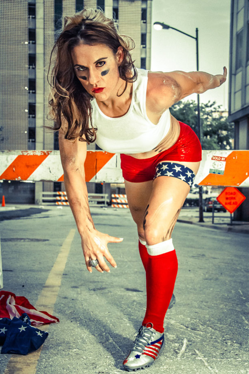 Jen-Welter-USA-Street-rdd-3.jpg