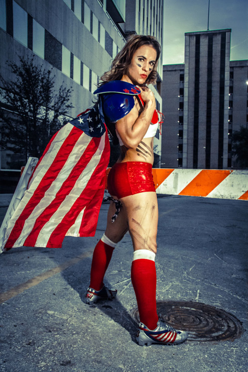 Jen-Welter-USA-Street-rdd-12.jpg