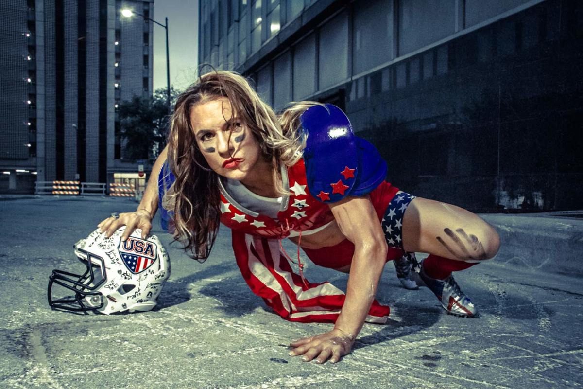 Jen-Welter-USA-Street-rdd-25.jpg