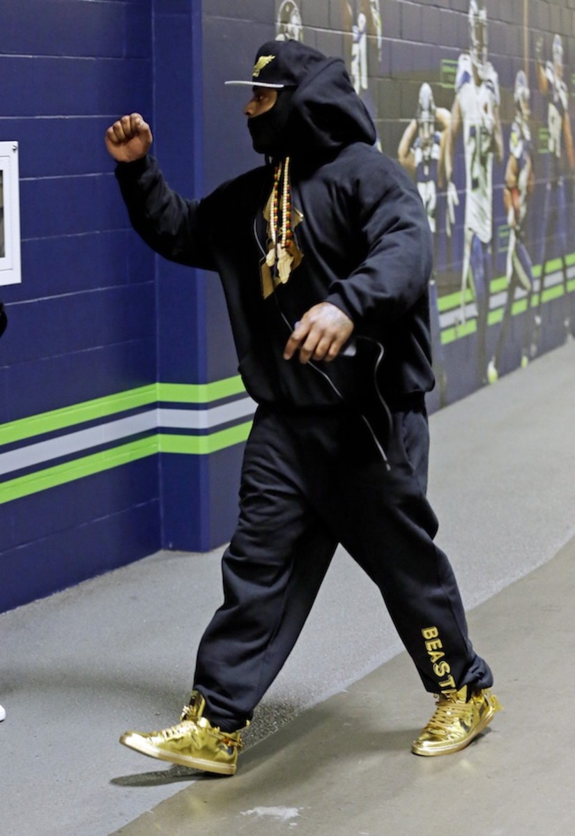lynch gold cleats