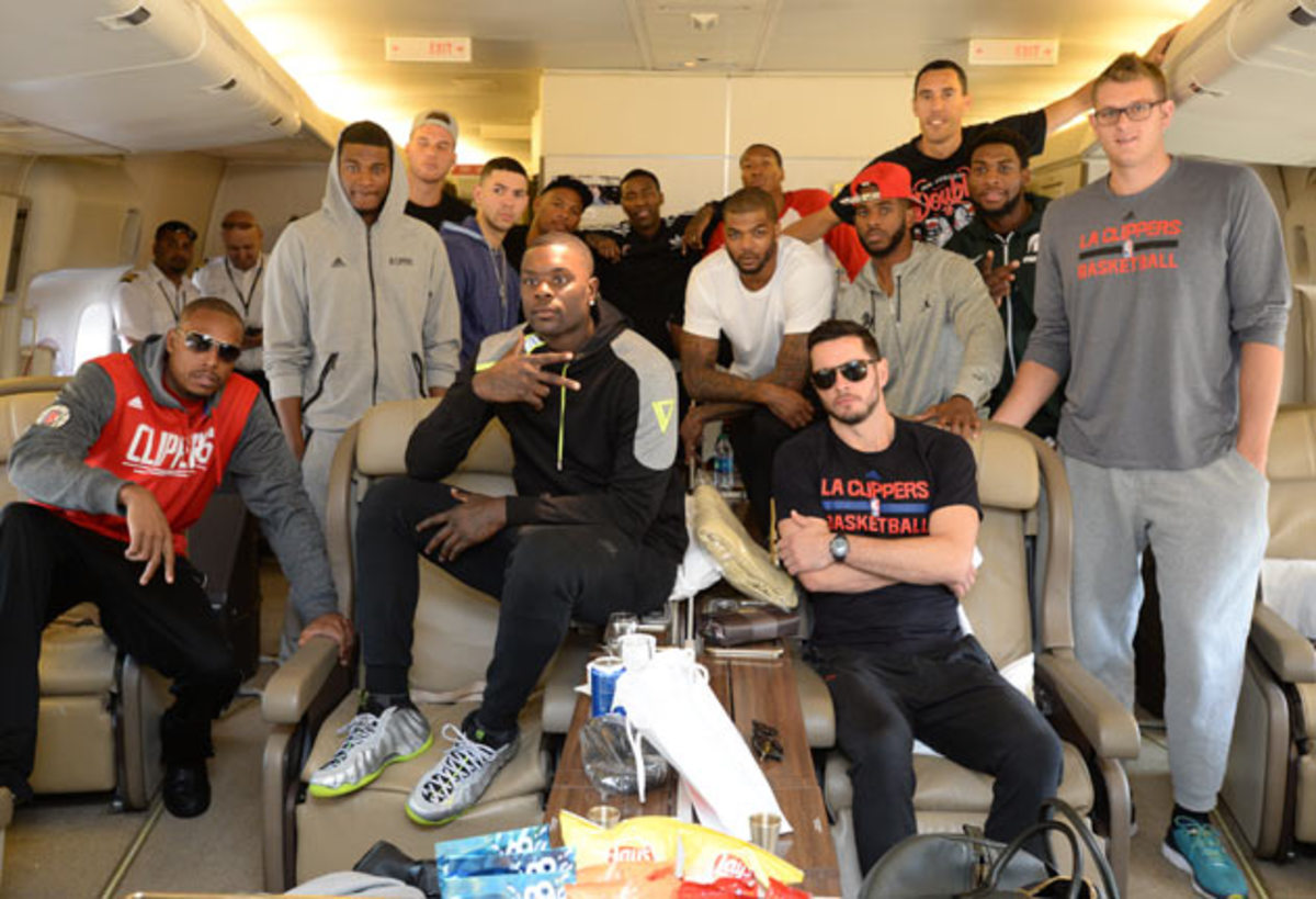 clippers-plane.jpg