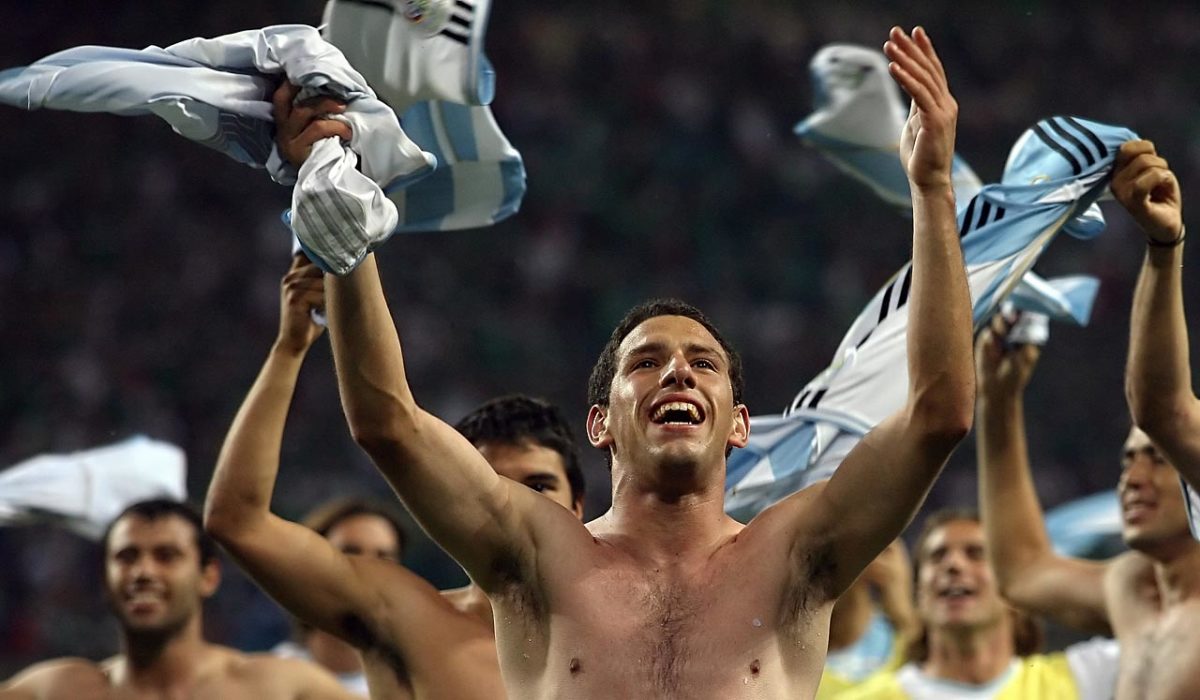2006-maxi-rodriguez-celebrating.jpg