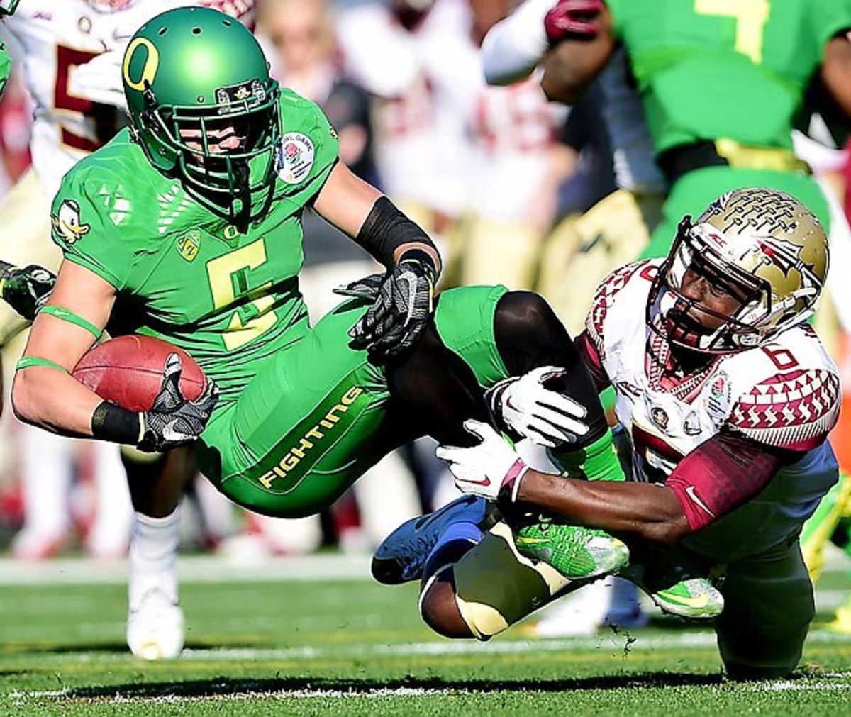 devon-allen-oregon-ducks-injury-rose-bowl.jpg