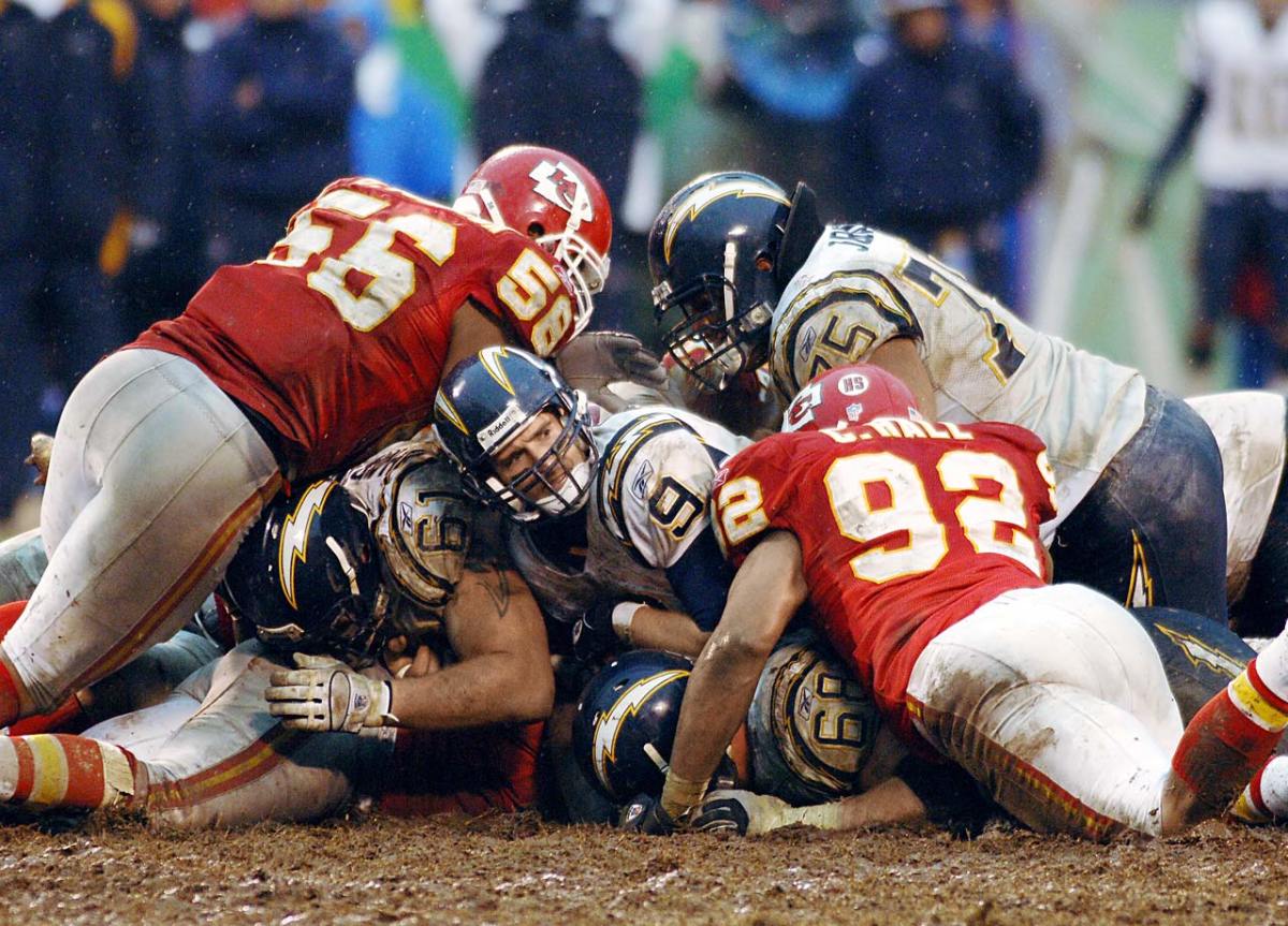2005-Drew-Brees-first-down.jpg