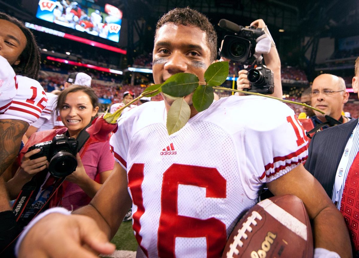 2011-1203-Russell-Wilson-opxc-102660.jpg