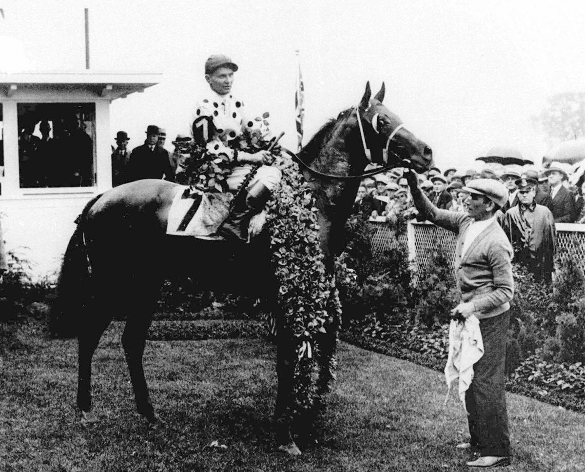 1930-Gallant-Fox.jpg