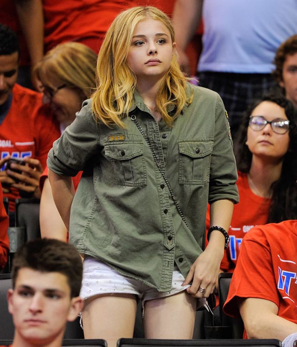 140516113753-chloe-grace-moretz-single-image-cut.jpg