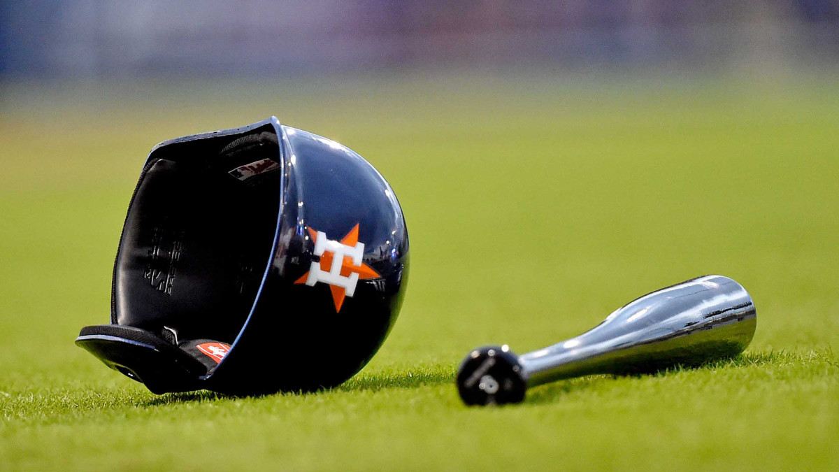 An Astros executive reportedly sent an email to scouts in August 2017 about using cameras to steal signs.