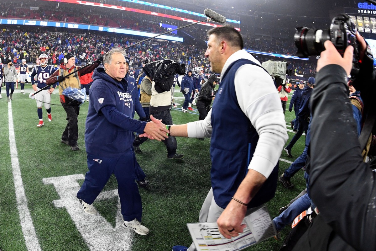 Titans head coach Mike Vrabel 