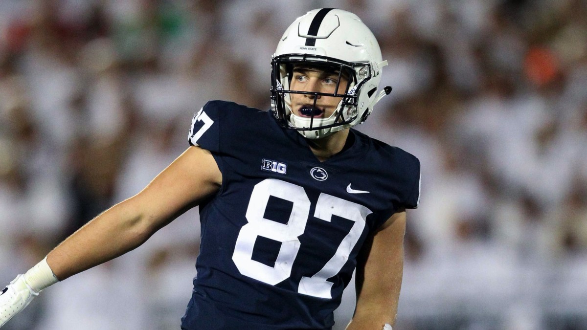 Penn State Nittany Lions tight end Pat Freiermuth (87) during the fourth quarter against the Ohio State Buckeyes at Beaver Stadium. Ohio State defeated Penn State 27-26.