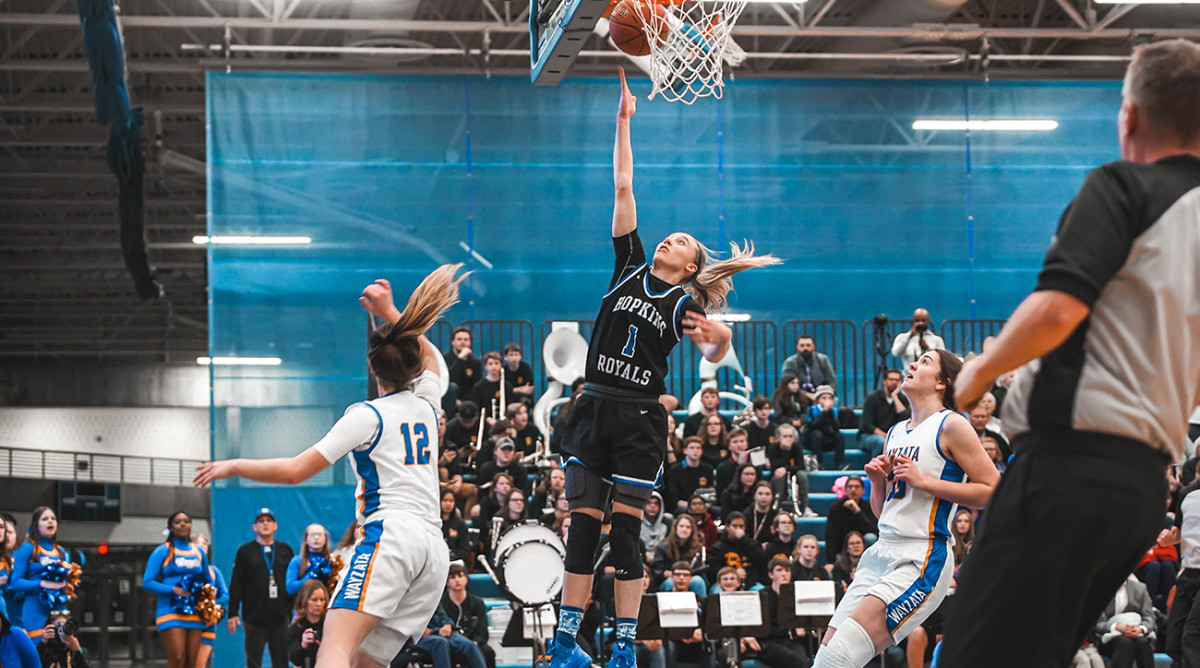 Paige Bueckers is the 2020 Gatorade high school female athlete of the year