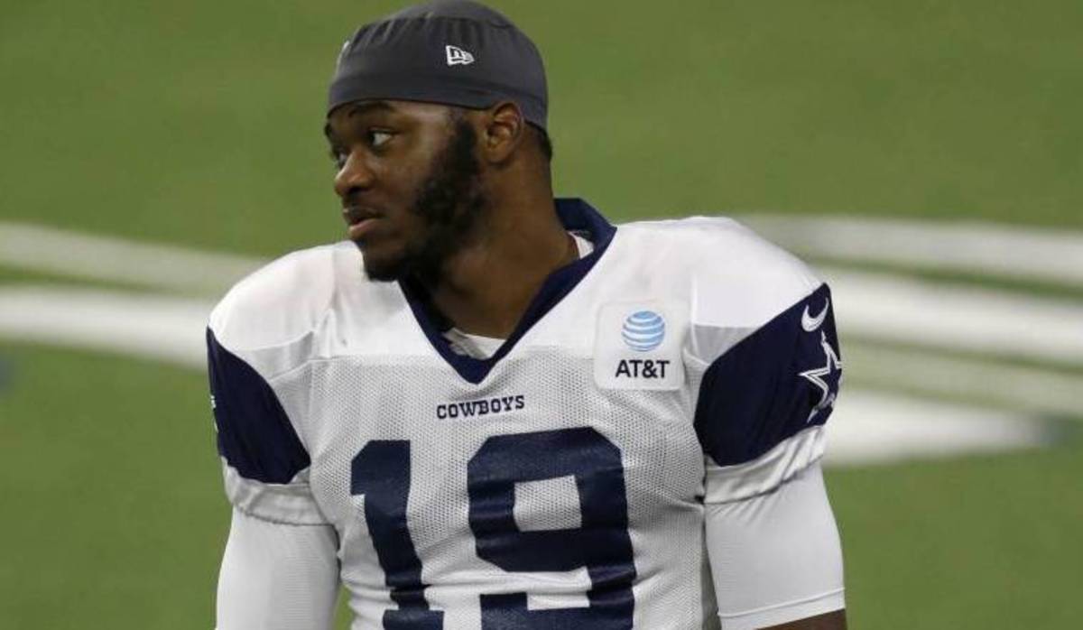 amari sideburns 