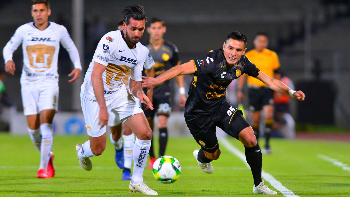 Rubio Rubin playing for Dorados in Mexico
