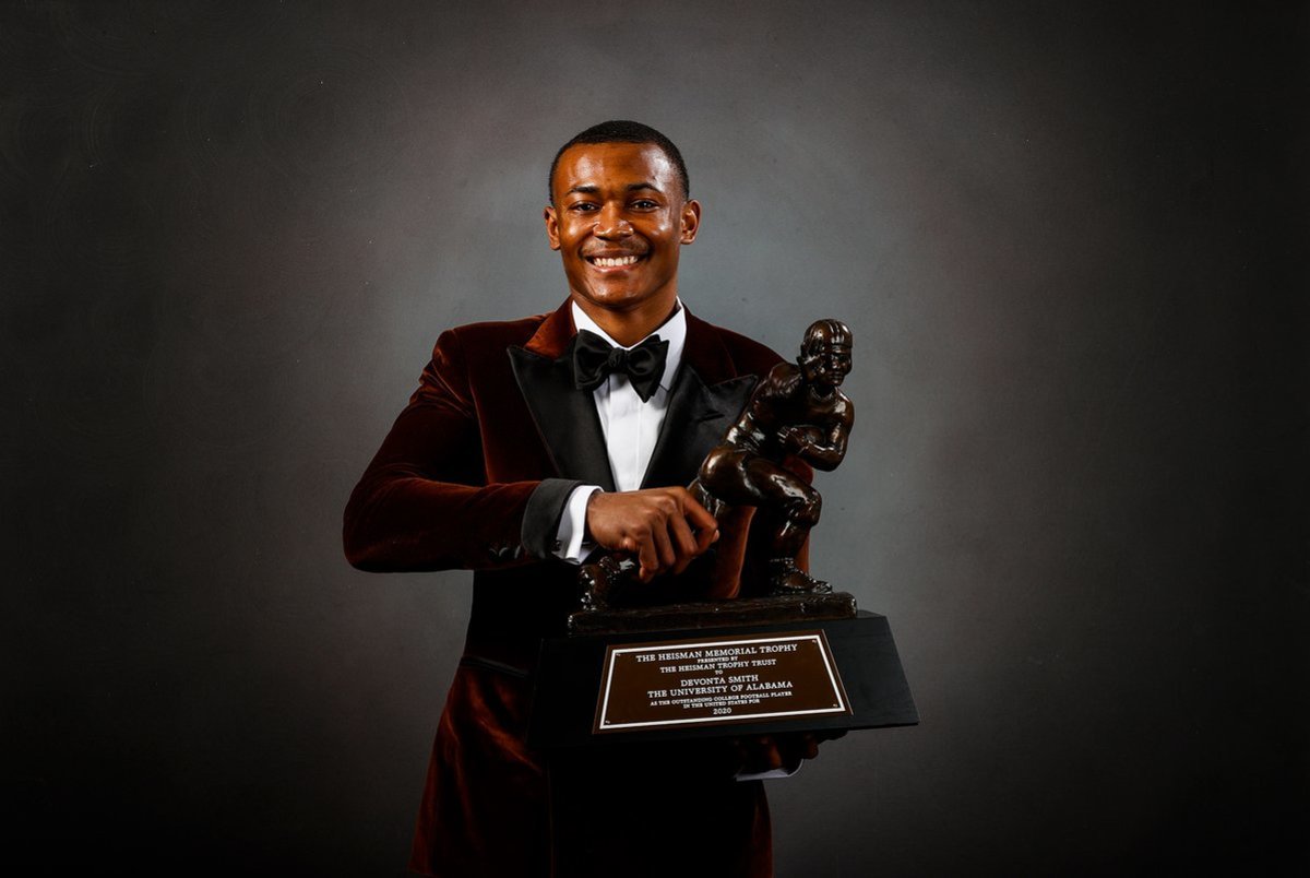 Devonta Smith wins Heisman Trophy