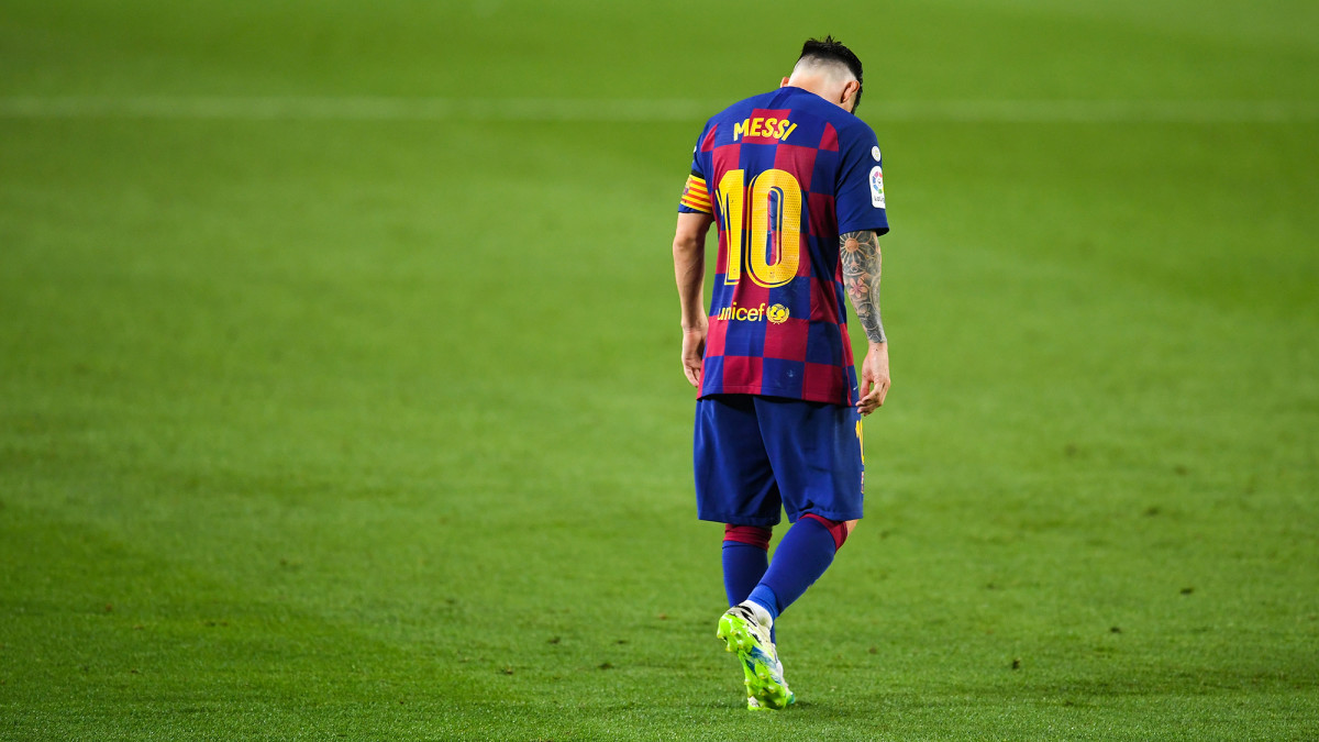 Lionel Messi and Barcelona are fighting to win La Liga