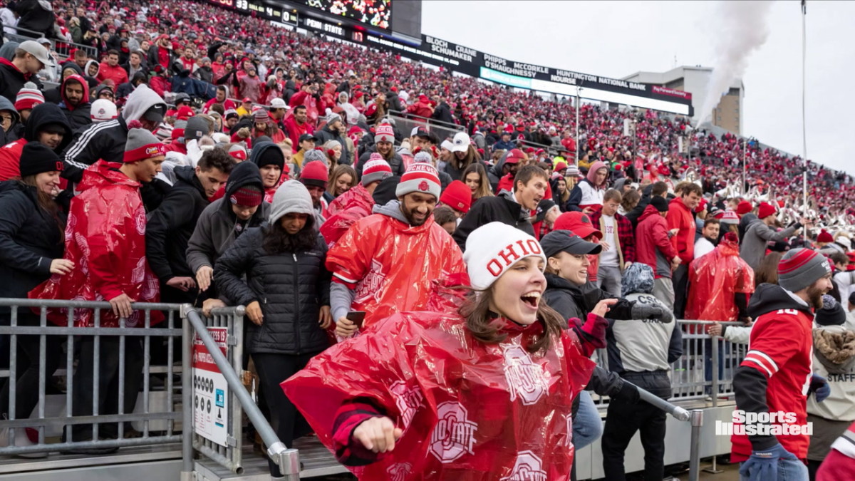 College-Football-Attendance-Crowds-2020