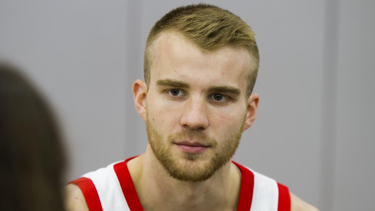 10. Ahrens