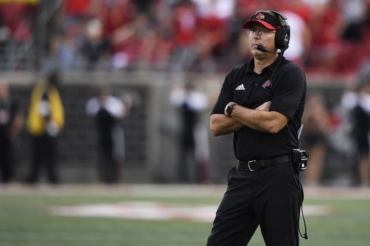 Satterfield looks during the second half against the Virginia Cavaliers at Cardinal Stadium. When the two teams faced off in 2021, Virginia defeated Louisville 34-33.